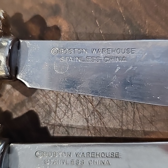 Set of 4 Holiday Cheese Spreaders - Picture 2 of 3